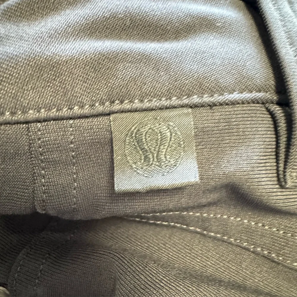 lululemon athletica lululemon abc